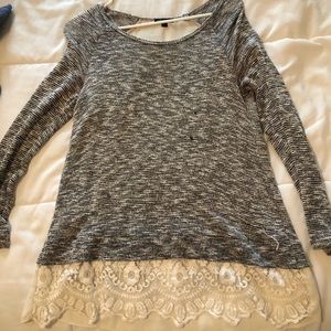 grayish long sleeve blouse